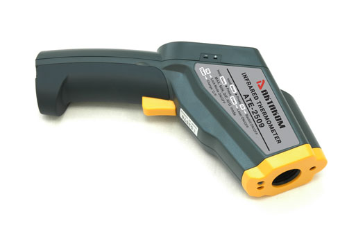 AKTAKOM ATE-2509 Infrared Thermometer with Type K Port - Right side