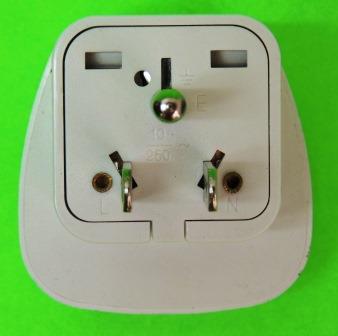  EU to US AC Power Plug Adapter 